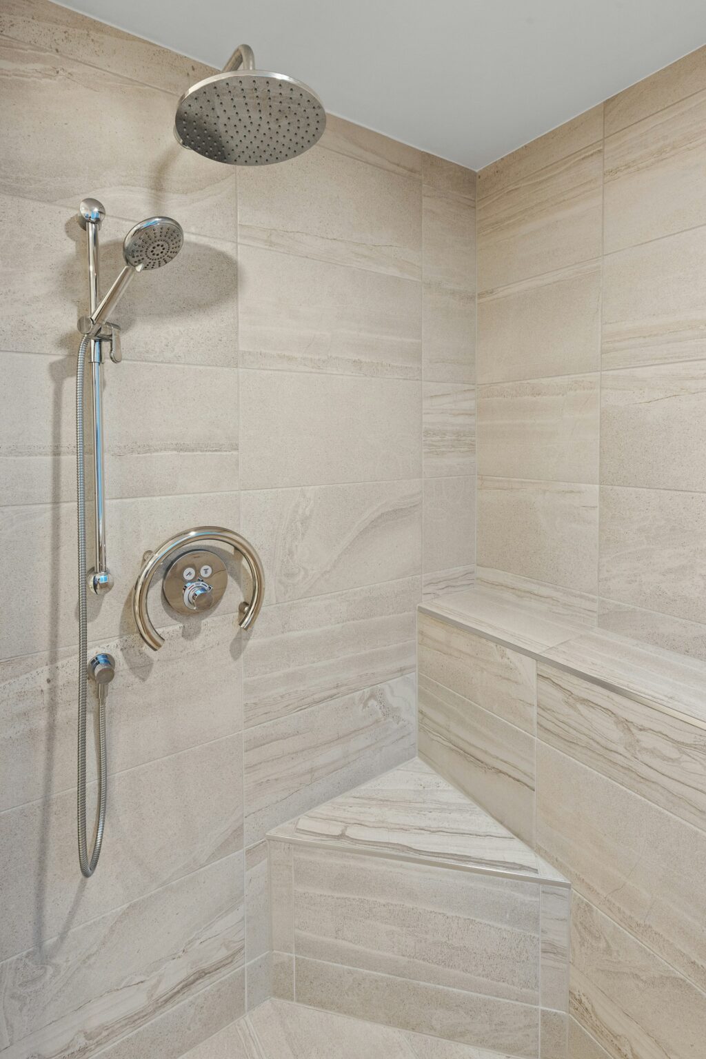 Showerhead. Professionally cleaned bathroom. The best move-in/move-out cleaning in Durham
